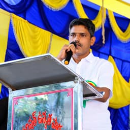 అడపా సురేష్ రెడ్డి 